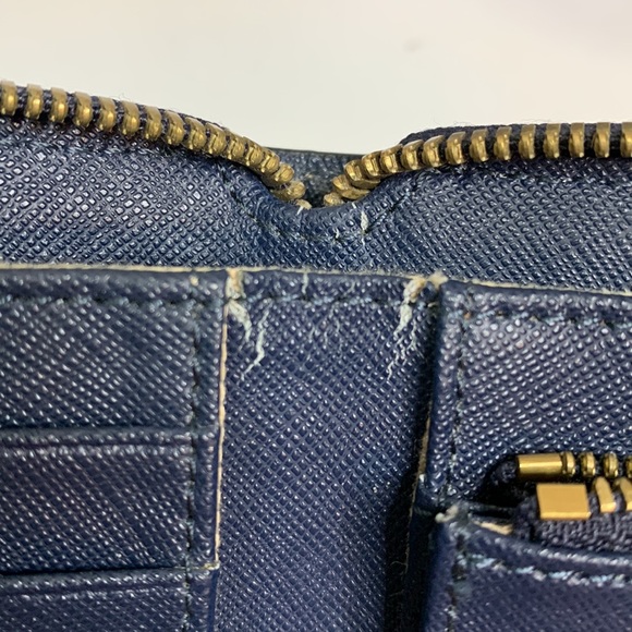 J Crew Blue White Polka Dot Small Zip Wallet - Picture 7 of 7